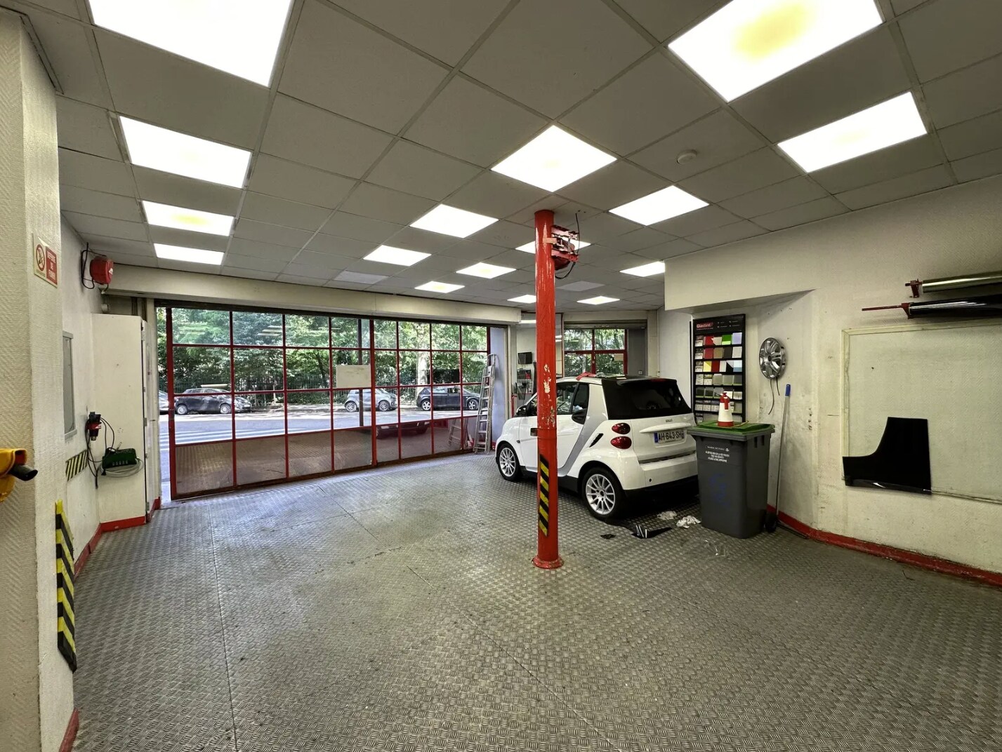 30 Rue Du Printemps, Paris for lease Interior Photo- Image 1 of 5