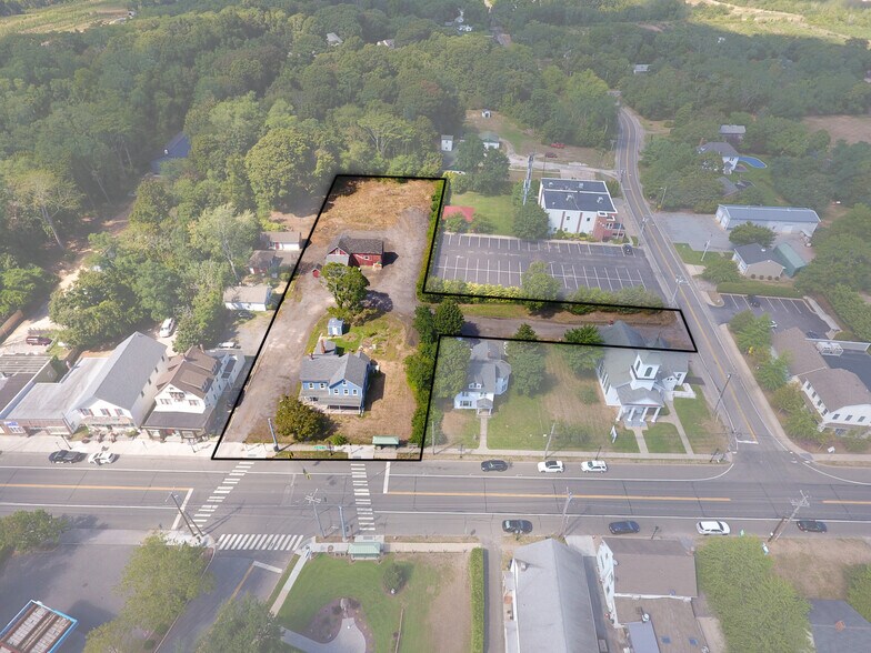 1578 Main Rd, Riverhead, NY for sale - Primary Photo - Image 1 of 1