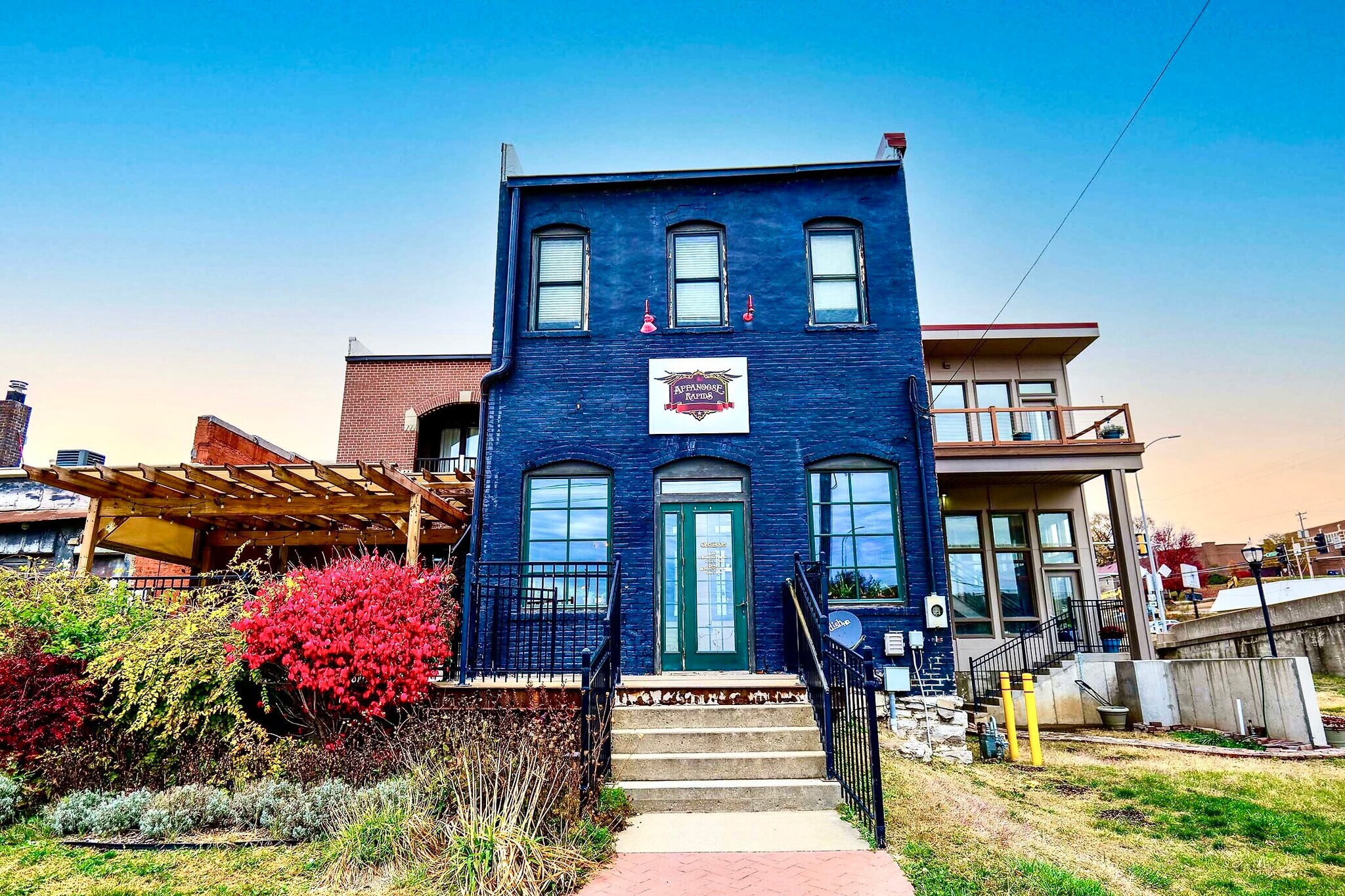 332 E Main St, Ottumwa, IA 52501