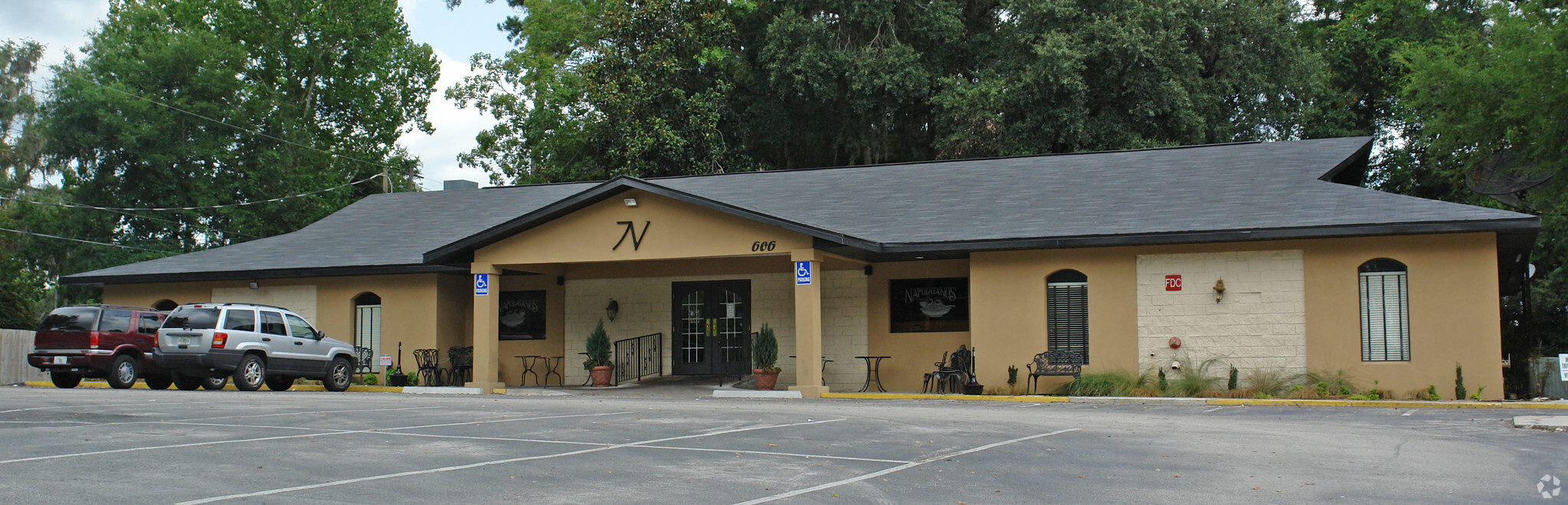 606 NW 75th St, Gainesville, FL for sale Primary Photo- Image 1 of 54