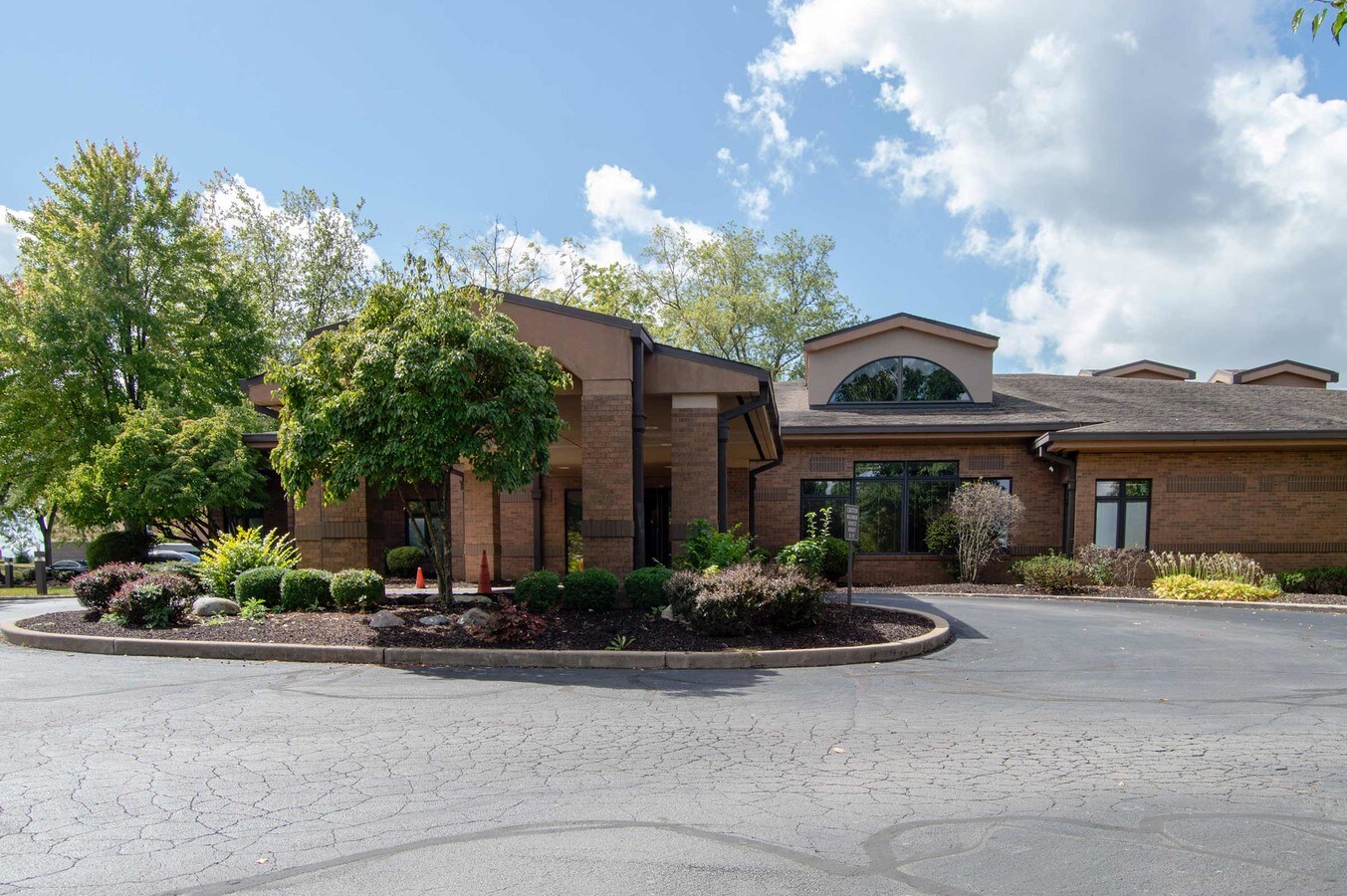 7635 W Jefferson Blvd, Fort Wayne, IN 46804