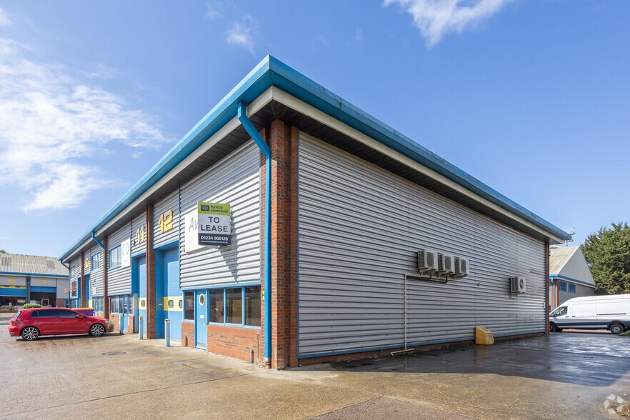 Mile Rd, Bedford for lease - Building Photo - Image 3 of 3