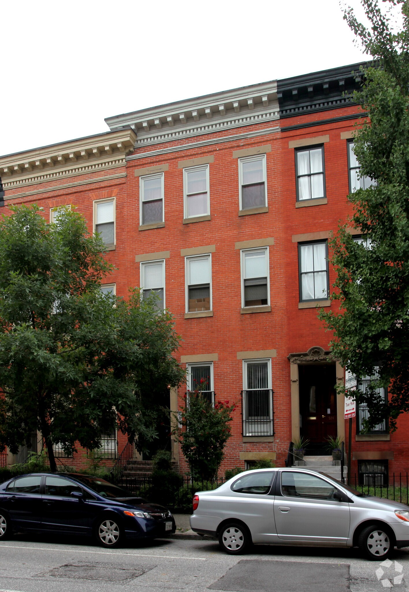 922 N Calvert St, Baltimore, MD for sale Primary Photo- Image 1 of 1