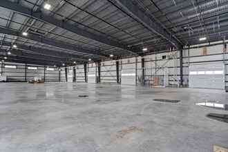 1166 N 2000 W, Farr West, UT for lease Interior Photo- Image 2 of 12