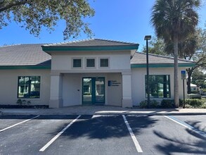 9955 Tamiami Trl N, Naples, FL for lease Building Photo- Image 2 of 2