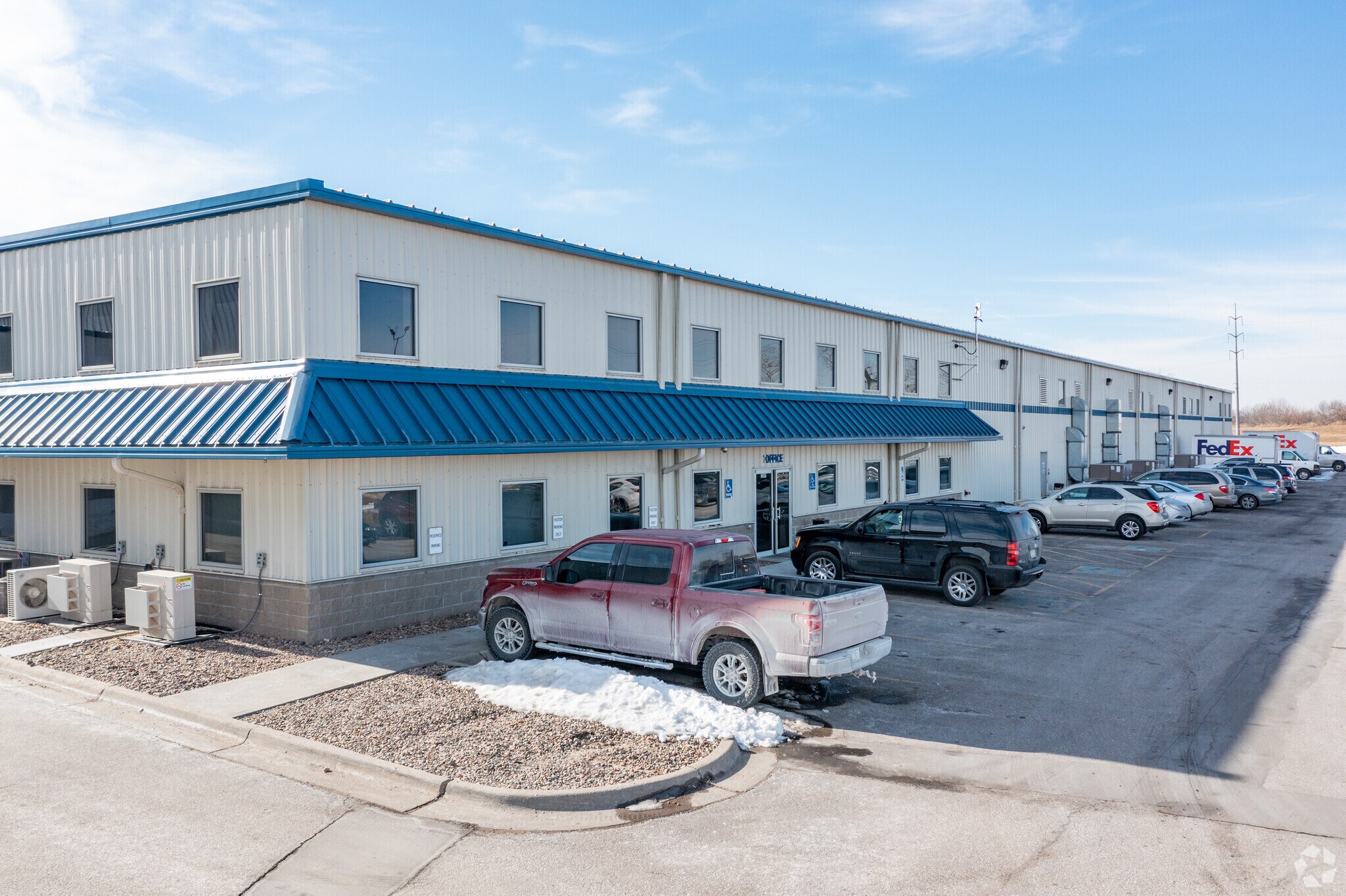 1209 N 31st Ave, Council Bluffs, IA for sale Primary Photo- Image 1 of 1