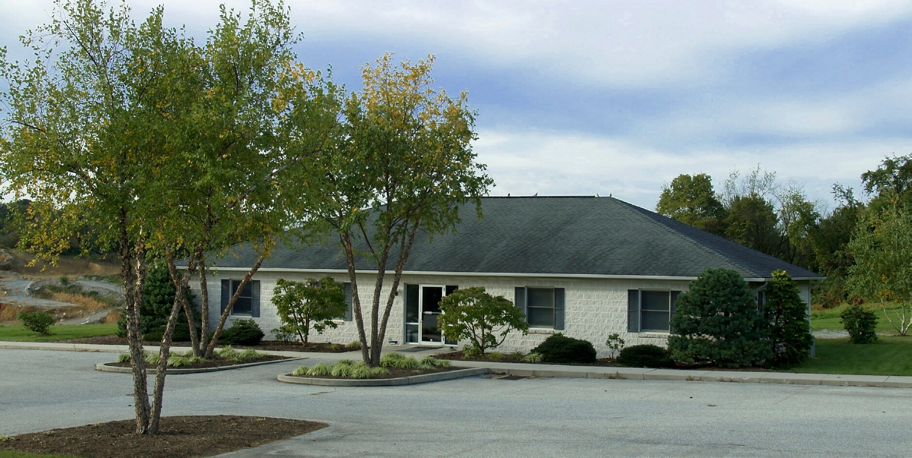 100 S Zarfoss Rd, York, PA for sale Primary Photo- Image 1 of 1