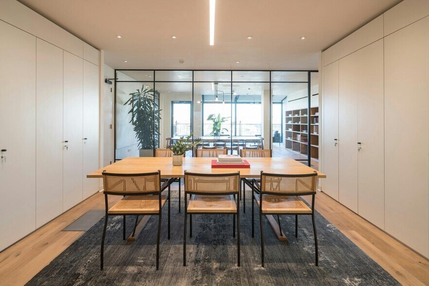 1 Aylesbury St, London for lease - Building Photo - Image 3 of 35