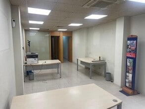Office/Retail in Barcelona, Barcelona for lease Interior Photo- Image 1 of 7