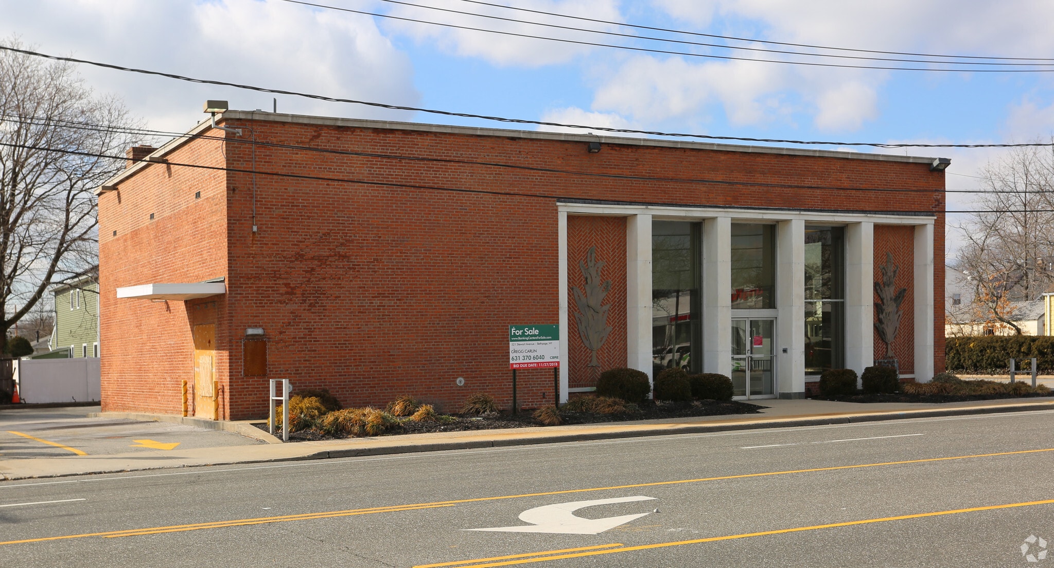 521 Stewart Ave, Bethpage, NY for sale Primary Photo- Image 1 of 1