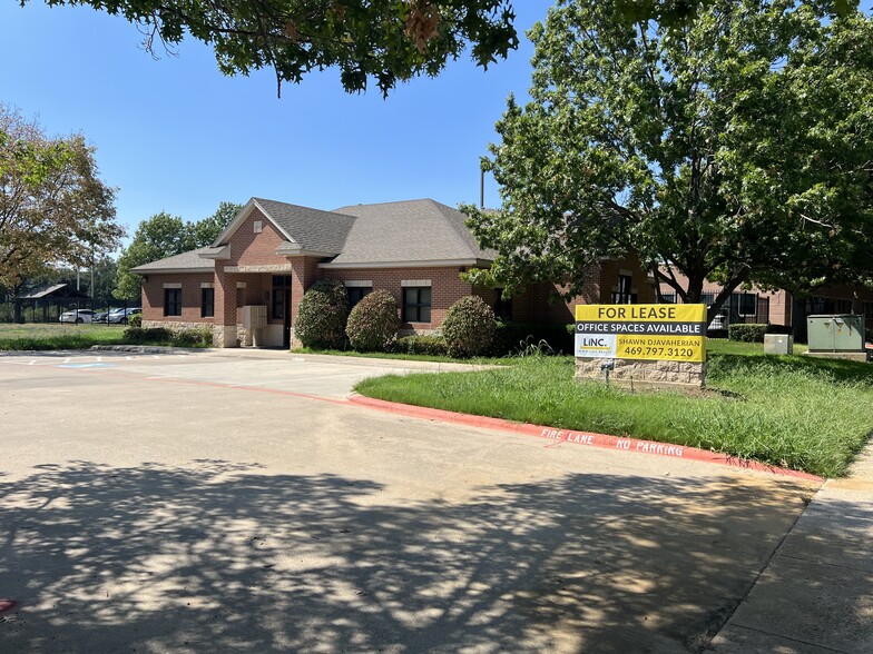 1550 Waters Ridge Dr, Lewisville, TX for sale - Building Photo - Image 1 of 1