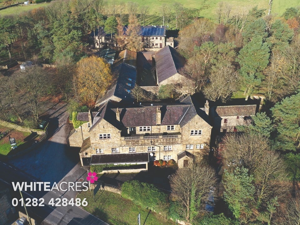 Two Lawes Rd, Keighley for sale Primary Photo- Image 1 of 1