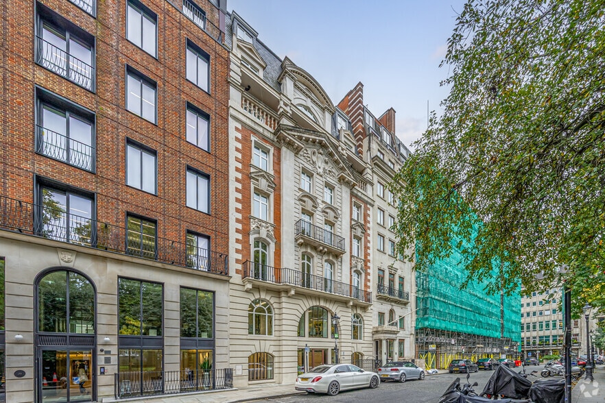 24 St James's Sq, London for sale - Primary Photo - Image 1 of 1