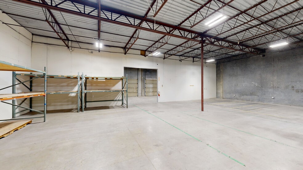 2901 Suffolk Dr, Fort Worth, TX for lease - Matterport 3D Scan - Image 2 of 22