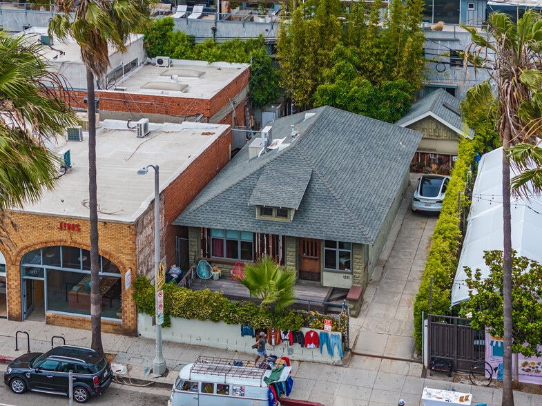 1231 Abbot Kinney Blvd, Venice, CA for lease - Building Photo - Image 2 of 27