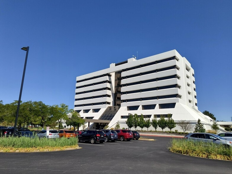 8585 Broadway, Merrillville, IN for lease - Building Photo - Image 3 of 16