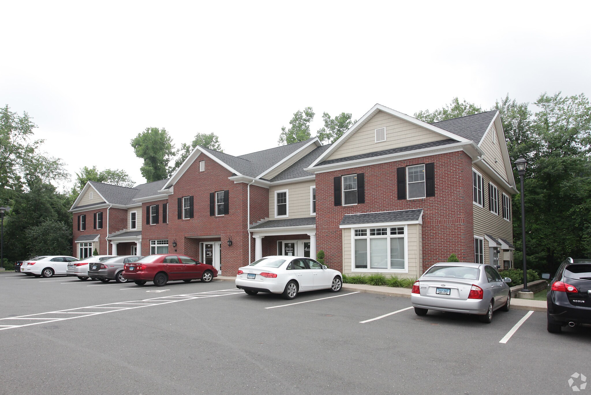 225 Oakland Rd, South Windsor, CT 06074