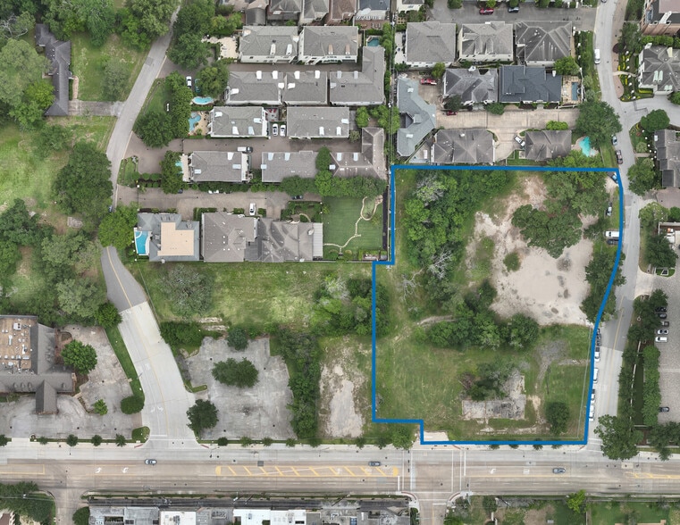 1175 Post Oak Ln, Houston, TX for sale - Building Photo - Image 3 of 4