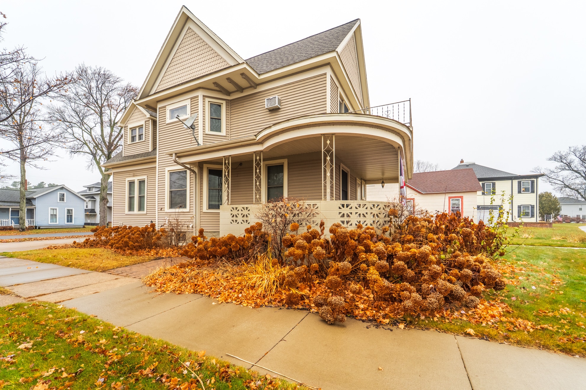 550 S 1st Ave, Wausau, WI for sale Primary Photo- Image 1 of 52