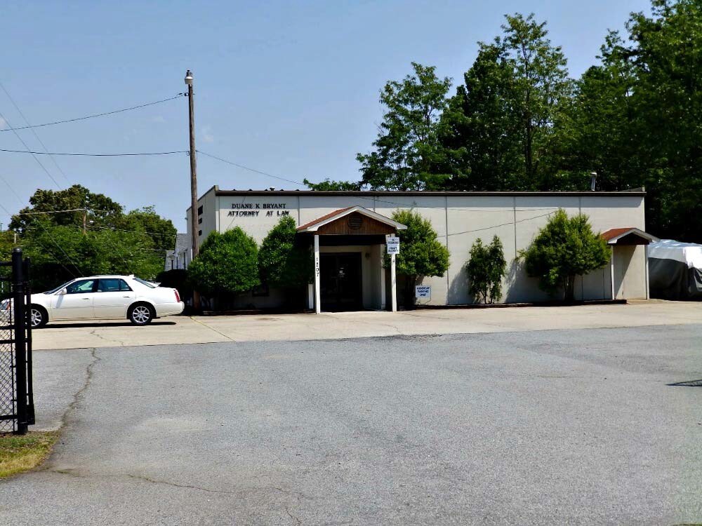 1207 Brentwood St, High Point, NC for sale Primary Photo- Image 1 of 1