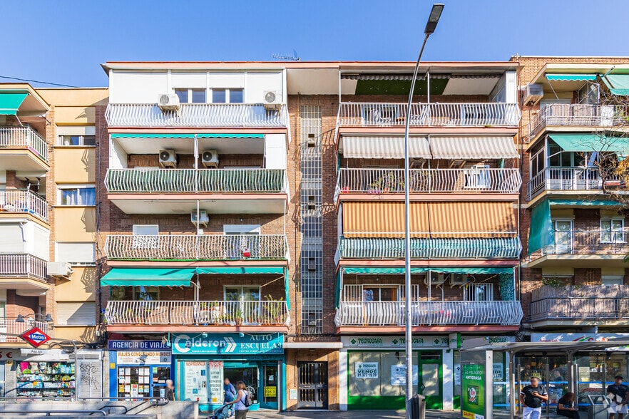 Multifamily in Madrid, Madrid for sale - Building Photo - Image 1 of 1