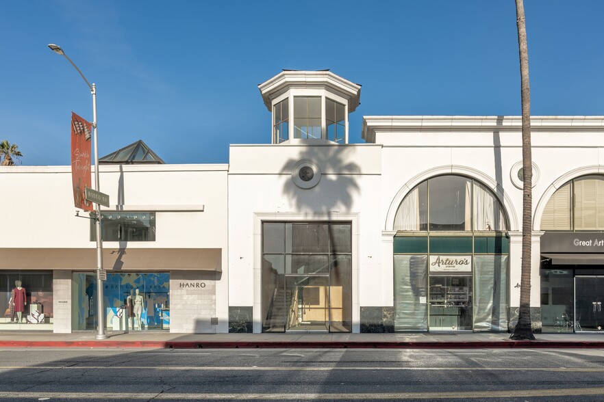 9455-9469 Santa Monica Blvd, Beverly Hills, CA for lease - Building Photo - Image 2 of 12