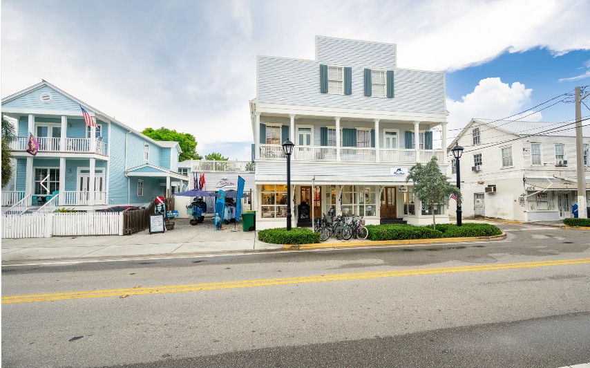 718-720 Caroline St, Key West, FL for sale - Building Photo - Image 2 of 7