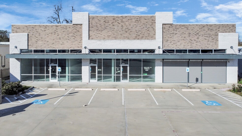 4430 W Fuqua St, Houston, TX for lease - Building Photo - Image 2 of 28
