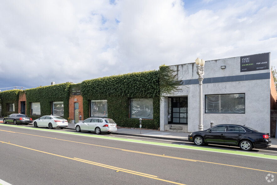 2014-2058 Broadway, Santa Monica, CA for lease - Building Photo - Image 1 of 13