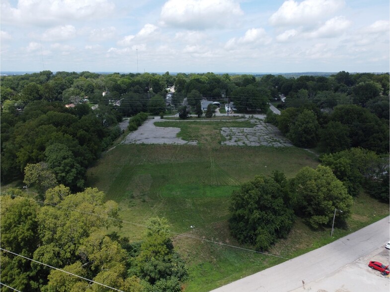 9701 E 35th St S, Independence, MO for sale - Building Photo - Image 3 of 8