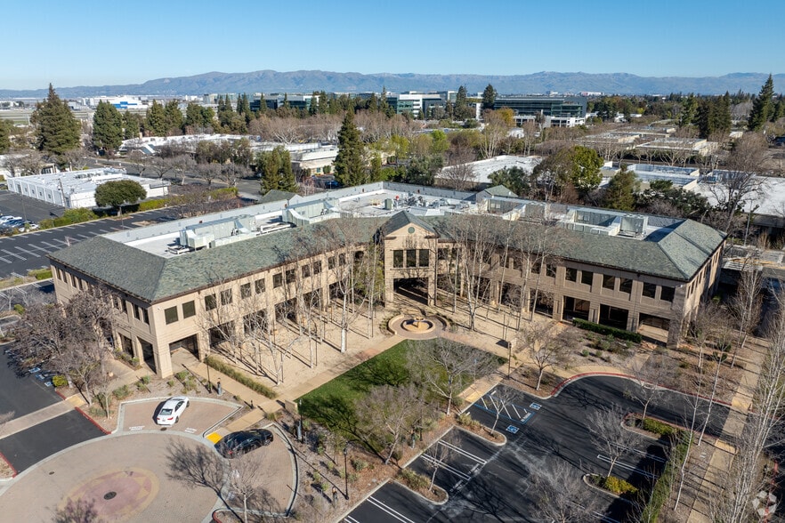 464 Ellis St, Mountain View, CA for lease - Aerial - Image 2 of 9