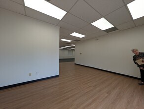 3102 NW Atlanta Ave, Lawton, OK for lease Interior Photo- Image 1 of 9