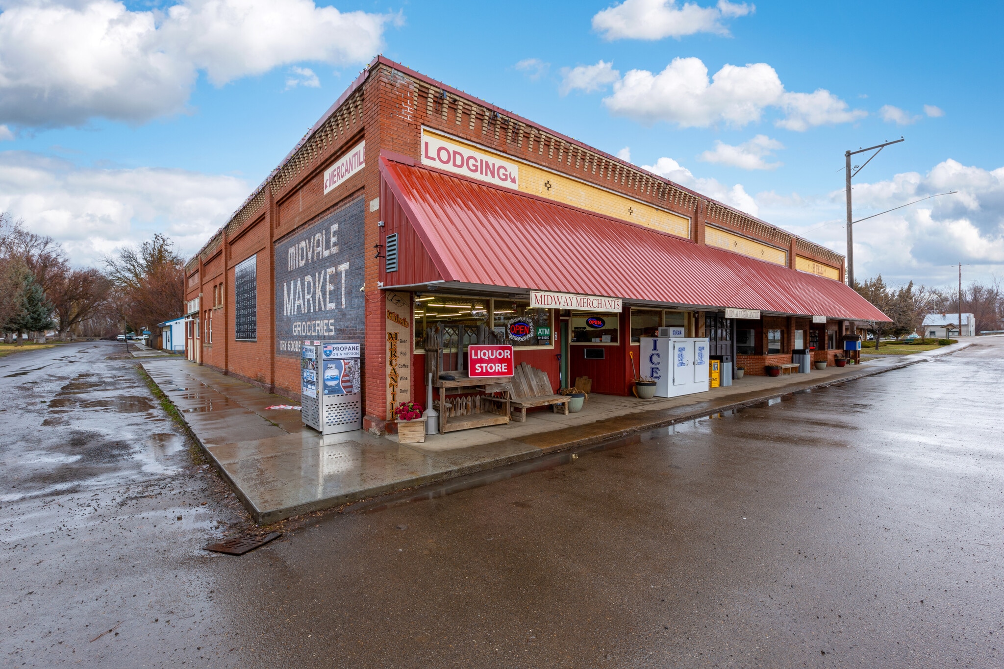 4854 E Bridge St, Midvale, ID 83645 Midvale Mercantile