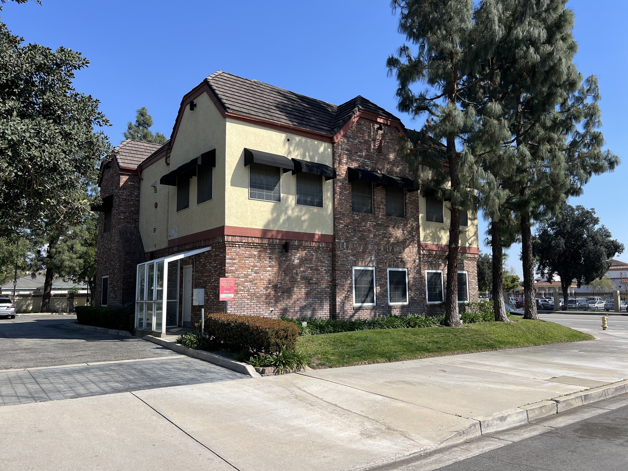 16742 Orange Way, Fontana, CA for sale Building Photo- Image 1 of 41