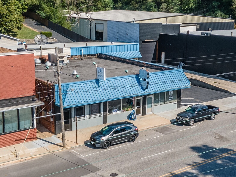 1856 E Broadway, Alton, IL for sale - Building Photo - Image 3 of 16
