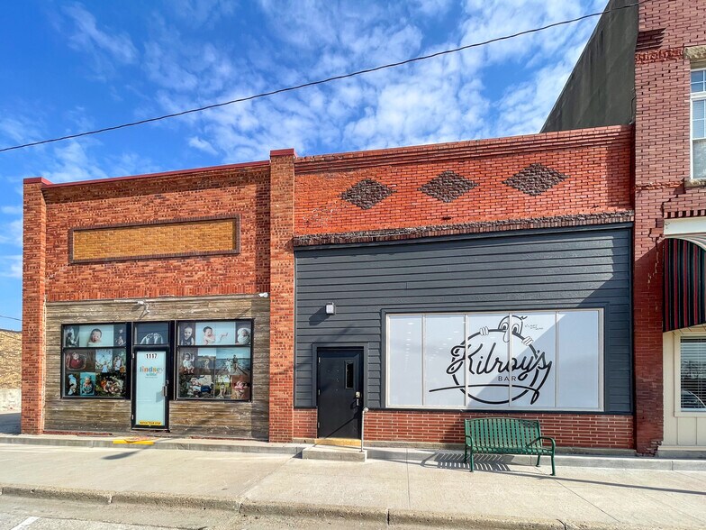 1117 Thomas St, Redfield, IA for sale - Building Photo - Image 1 of 1