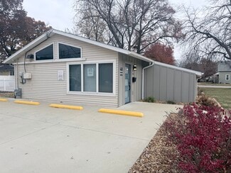 More details for 700 N River Dr, Kankakee, IL - Office for Sale