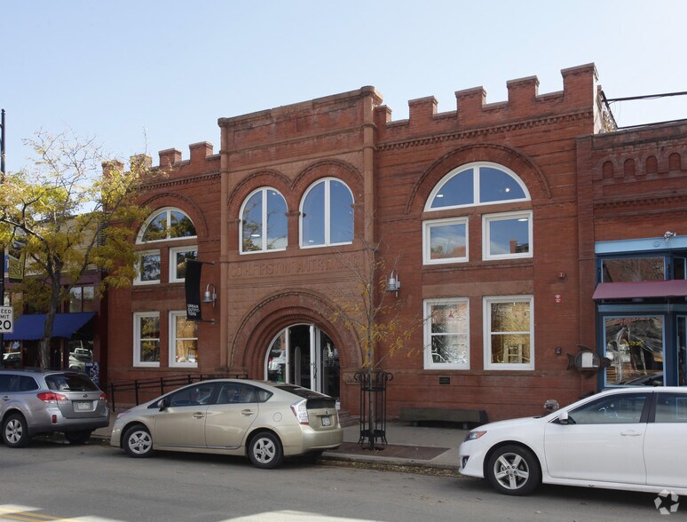 934 Pearl St, Boulder, CO 80302