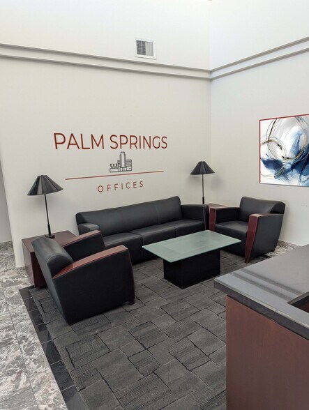 1800 E Tahquitz Canyon Way, Palm Springs, CA for lease - Building Photo - Image 3 of 12