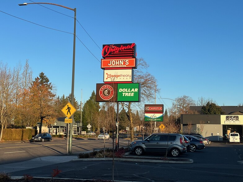 3602-3608 SE Powell Blvd, Portland, OR for lease - Building Photo - Image 3 of 5