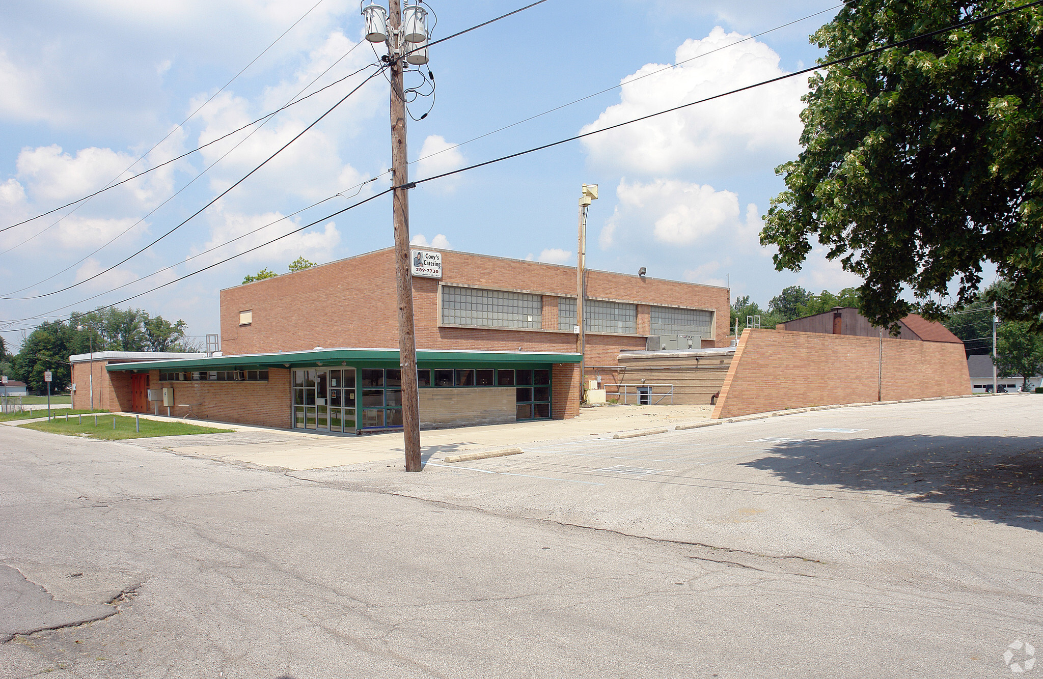 1901 N Walnut St, Muncie, IN for lease Primary Photo- Image 1 of 3