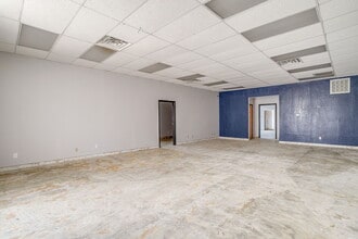 401 S Jim Wright Fwy, Fort Worth, TX for lease Interior Photo- Image 2 of 6