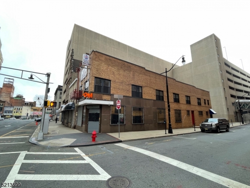 221 Washington St, Newark, NJ for sale Building Photo- Image 1 of 1