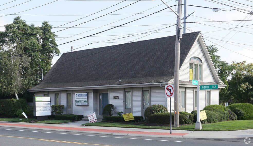 1075 Route 112, Port Jefferson Station, NY for sale - Primary Photo - Image 1 of 1