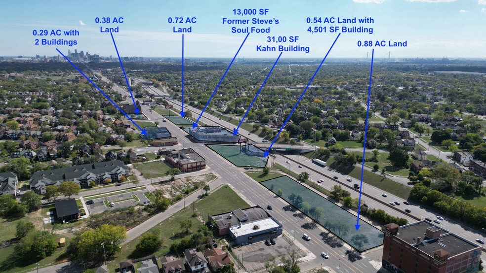 Grand River Marketplace Campus Portfolio portfolio of 7 properties for sale on LoopNet.com - Building Photo - Image 1 of 47