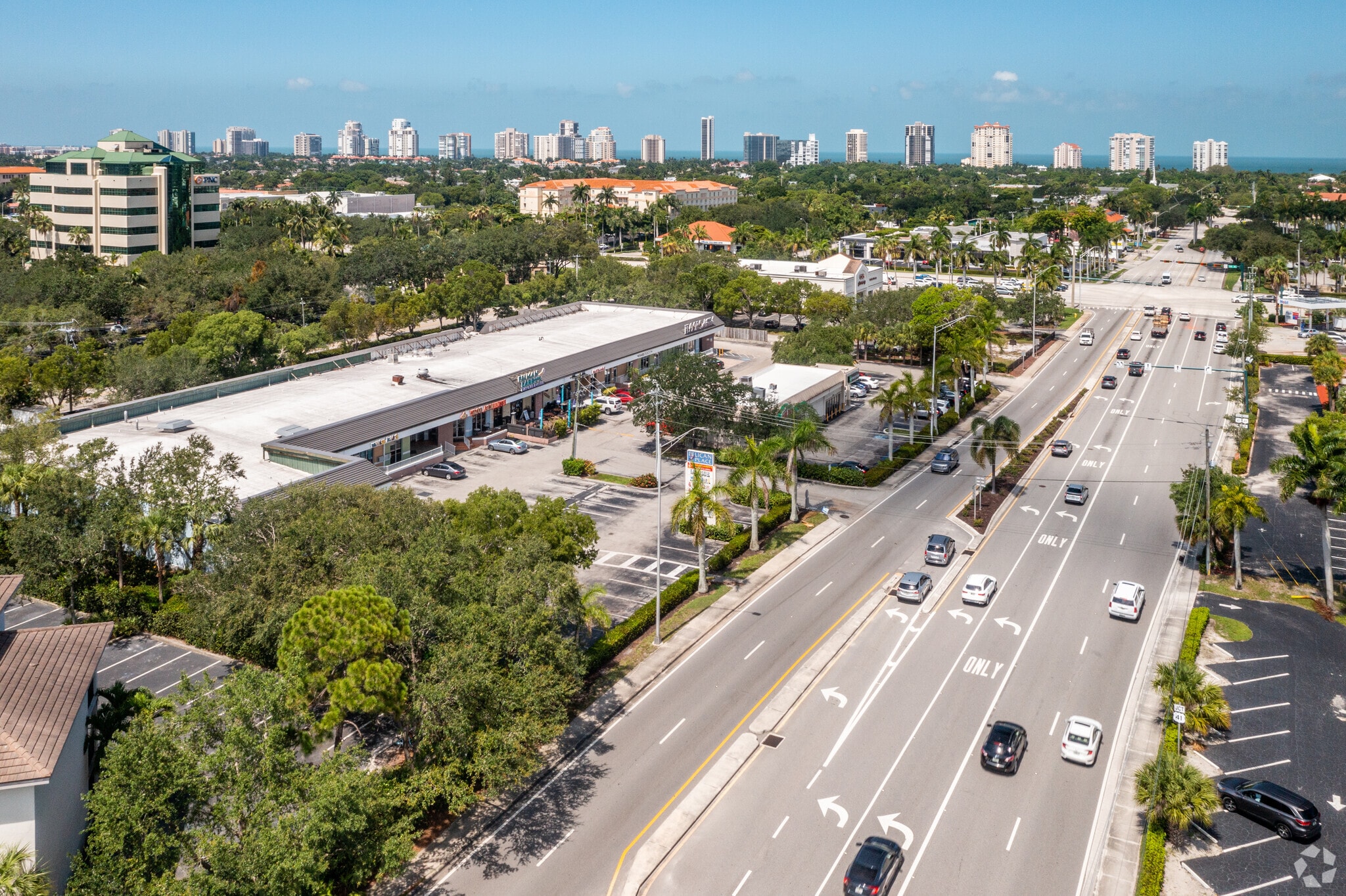 1024-1064 Pine Ridge Rd, Naples, FL for lease Aerial- Image 1 of 10