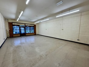 40-44 Fender Way, Prenton for lease Interior Photo- Image 1 of 7