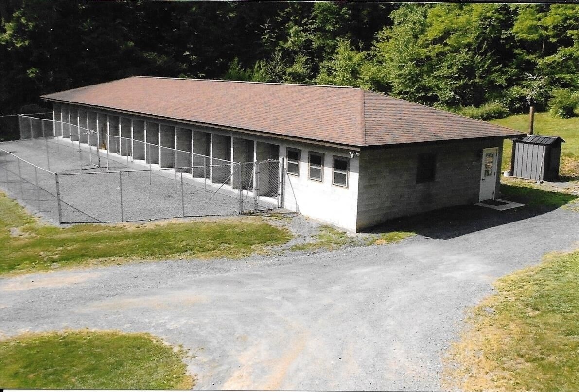 48 Kennel Ln, Mc Veytown, PA 17051