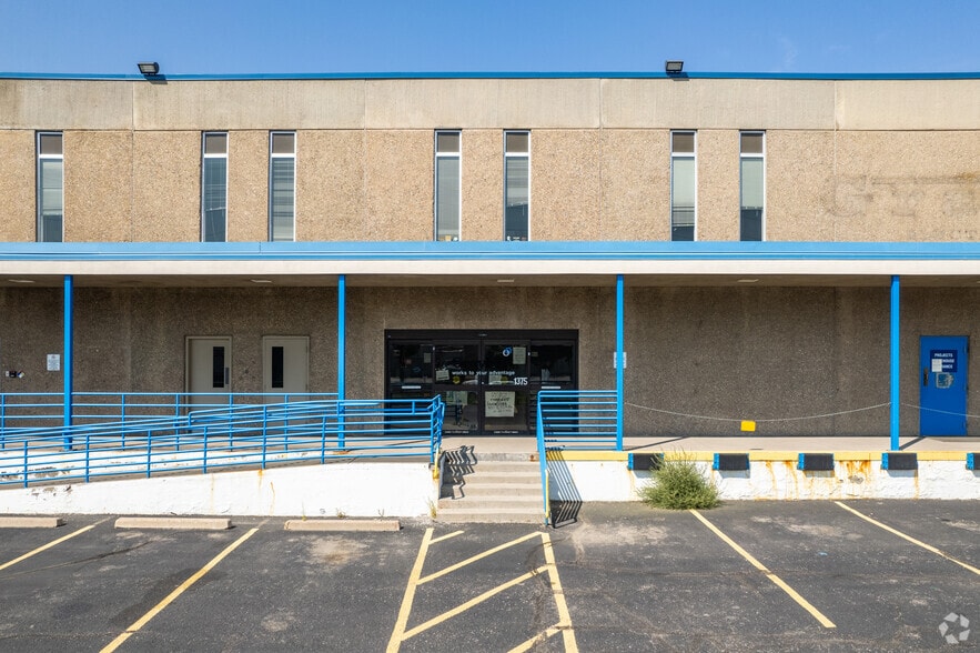 1375 W 47th Ave, Denver, CO for lease - Building Photo - Image 2 of 5