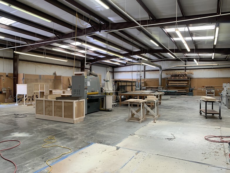 380 E Midland Ave, Winder, GA for sale - Building Photo - Image 1 of 1